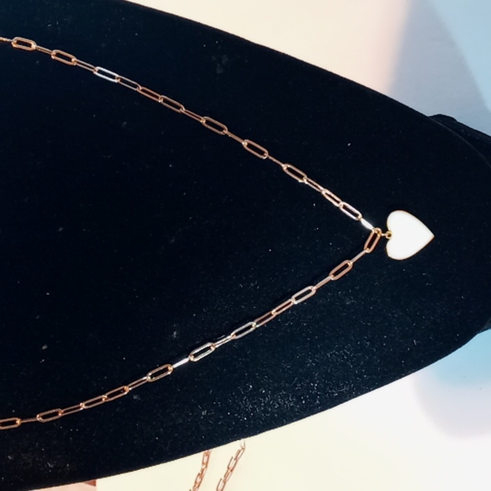 Heart pendant with open link goldtone necklace